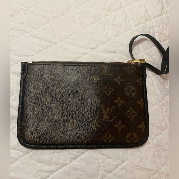 Louis Vuitton Monogram Wristlet - Picture 1 of 6